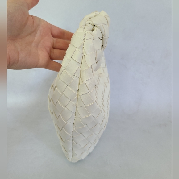 White Woven Mini Handbag - Picture 2 of 11